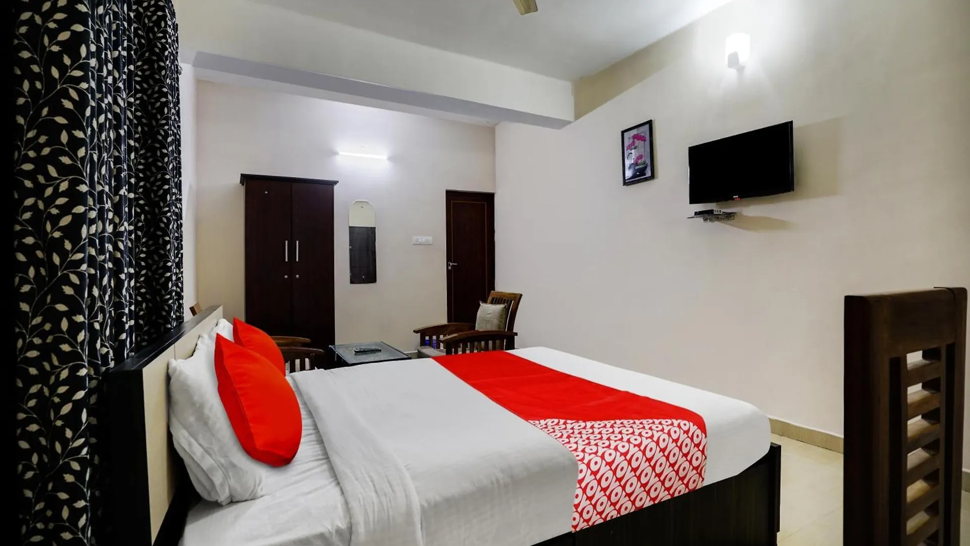 *** Hotel Oyo Flagship Arrows Tourist Home Kochi India