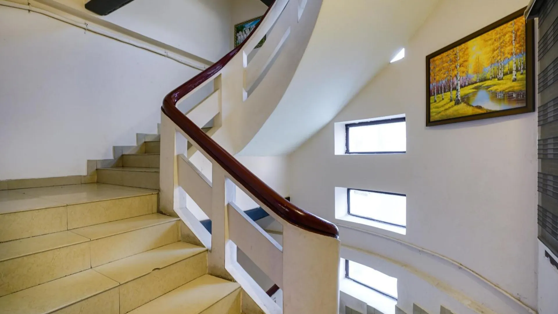 Hotel Oyo Flagship Arrows Tourist Home Kochi