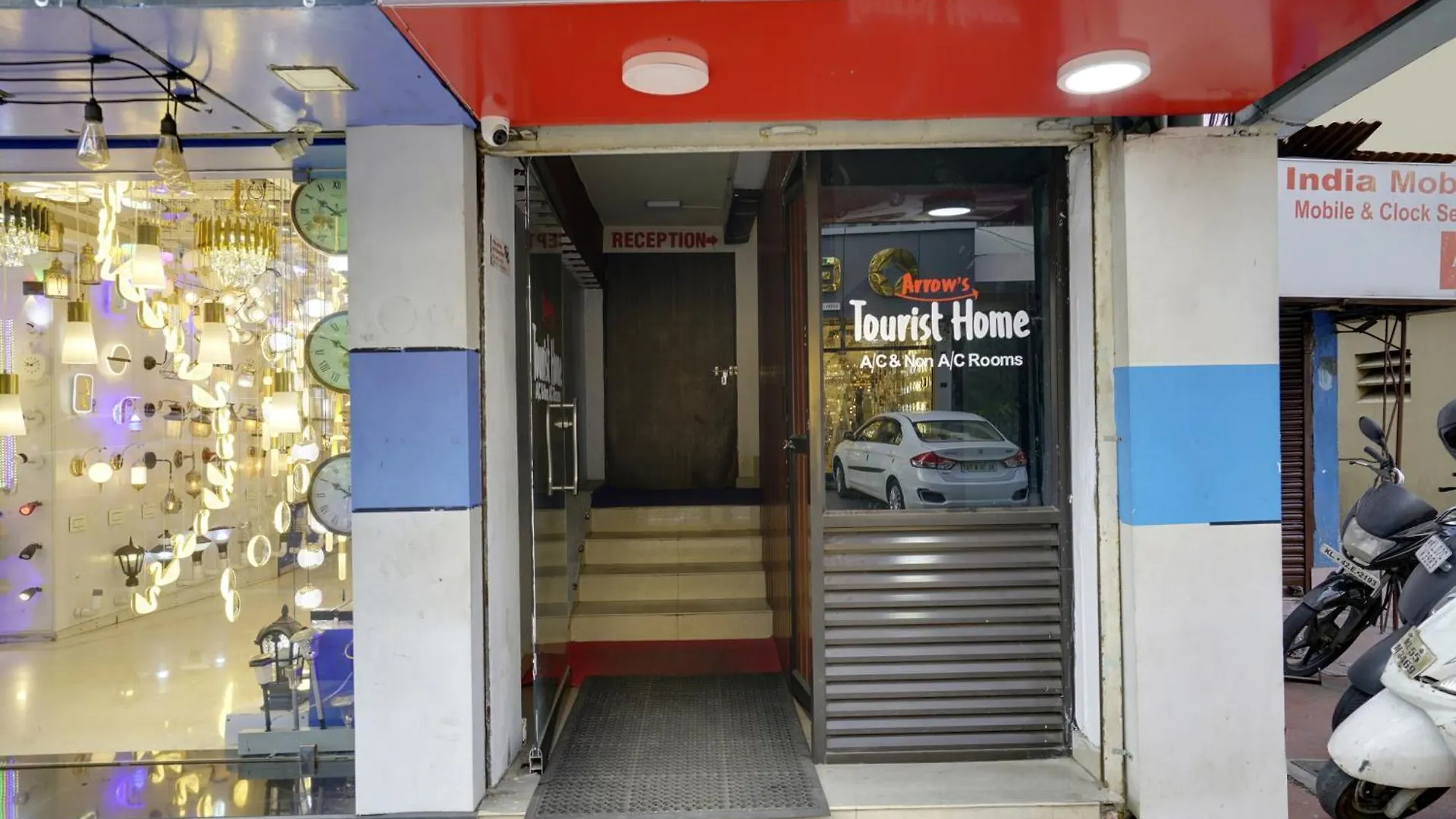 Oyo Flagship Arrows Tourist Home Kochi