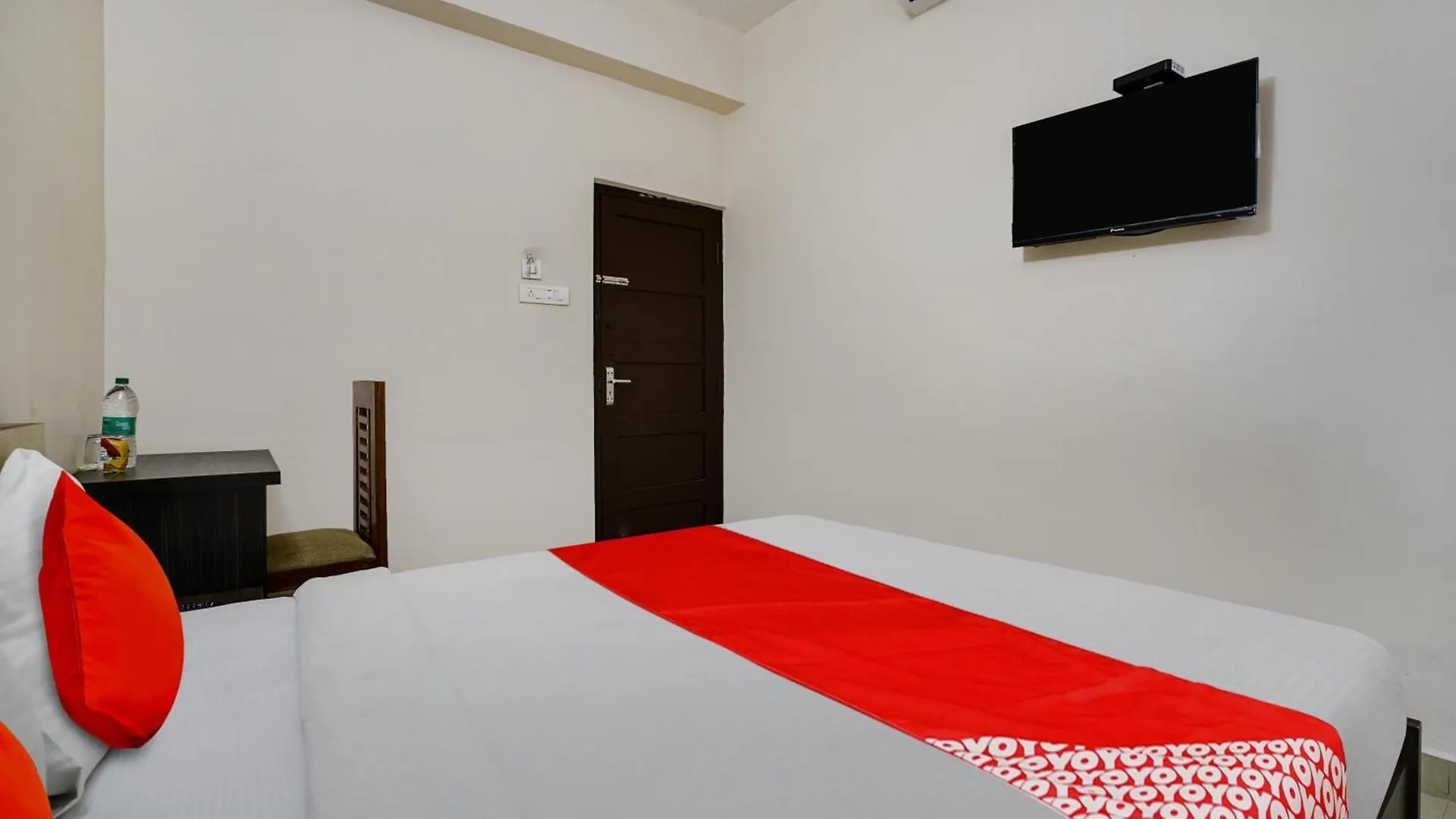 *** Hotel Oyo Flagship Arrows Tourist Home Kochi India