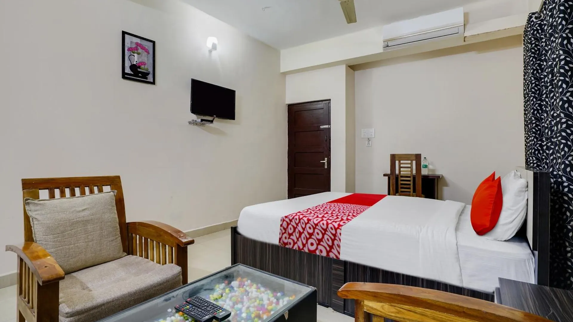 Hotel Oyo Flagship Arrows Tourist Home Kochi