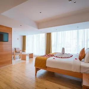Hotel Townbridge &