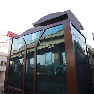 Hotel Oyo 7771 Ern Station